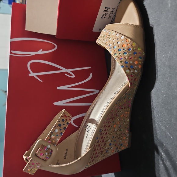 Impo Vangogh print wedges Closing Account this weekend! Everything $9 or Best Of - Picture 1 of 2